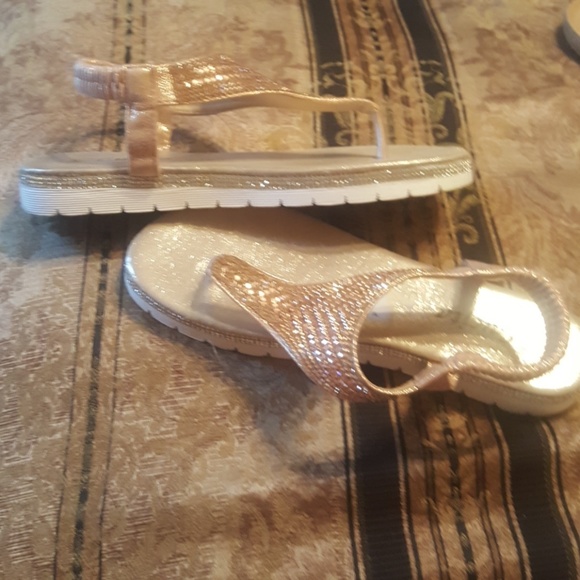 Sandal - Picture 5 of 5